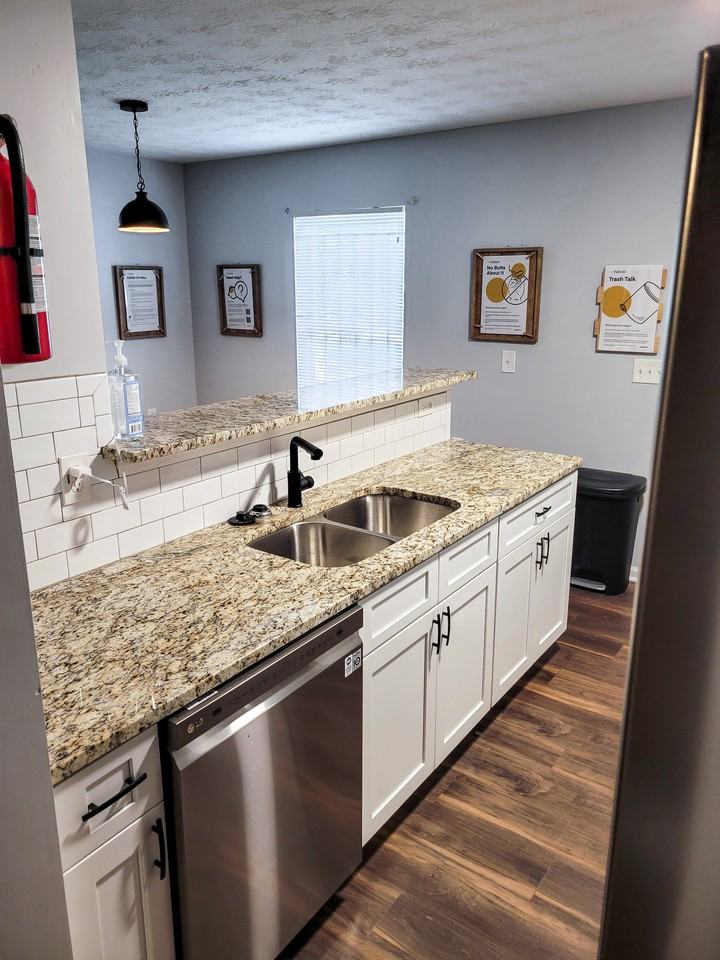 Lakewood Trl Se - Photo 2 of 10