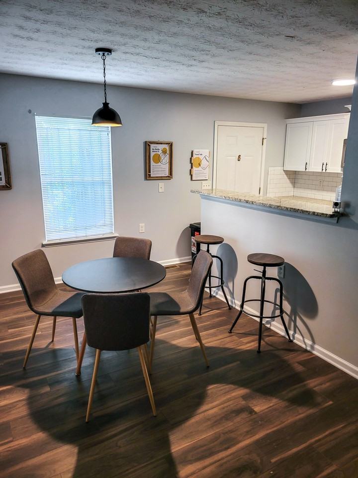 Lakewood Trl Se - Photo 3 of 10