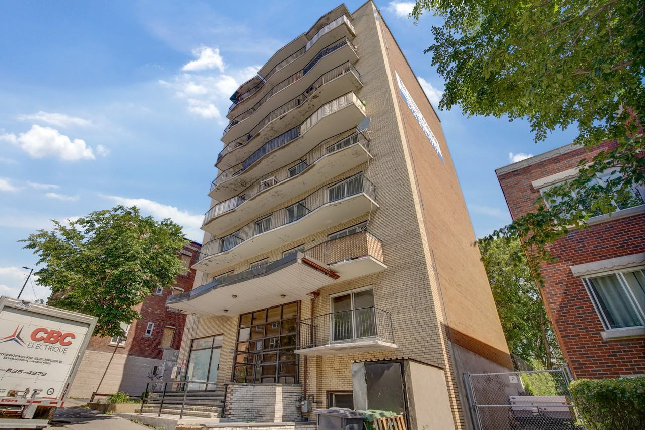 2665 Rue Frontenac, Montréal, QC H2K 3A3, CAN 2 unit Rentals Zumper