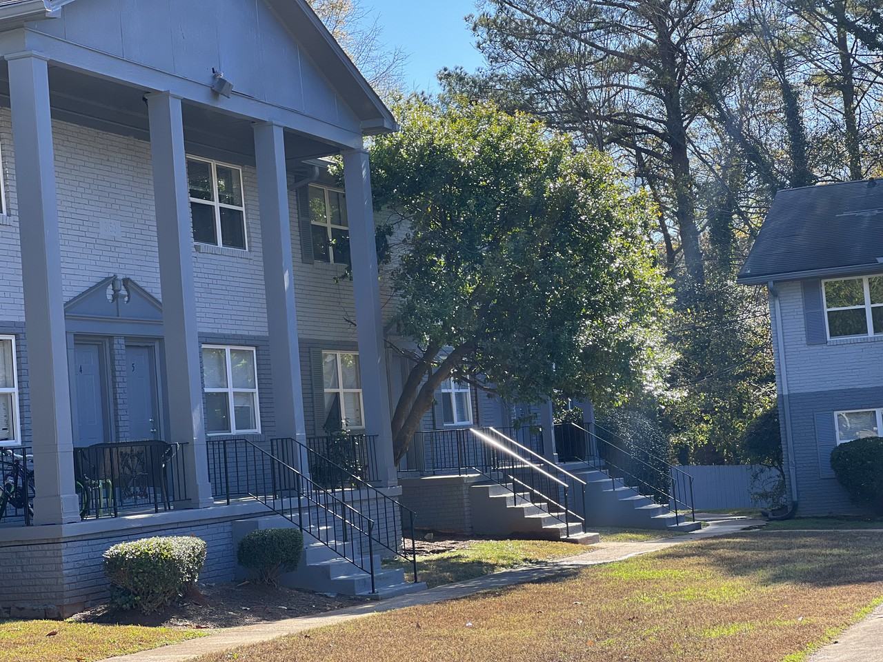 Bolden Point Apartments - Photo 2 of 16