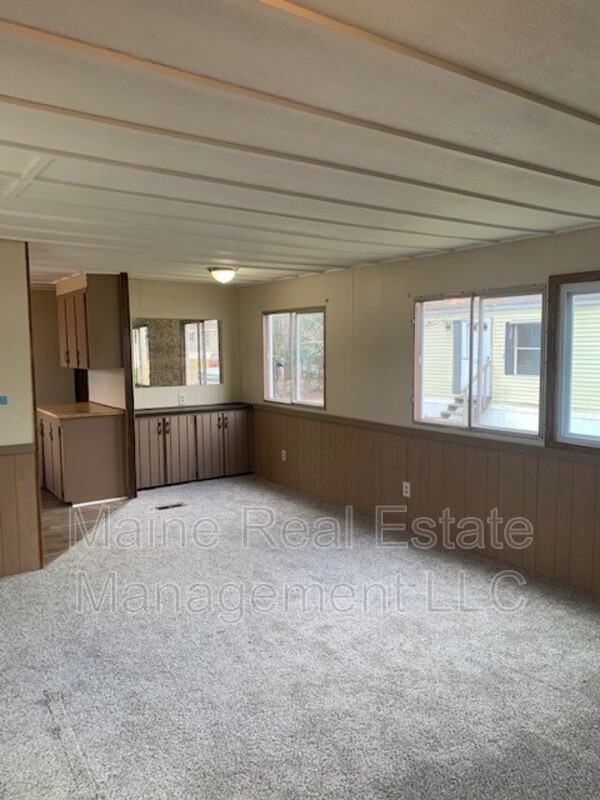 30 Oak St - Photo 2 of 11