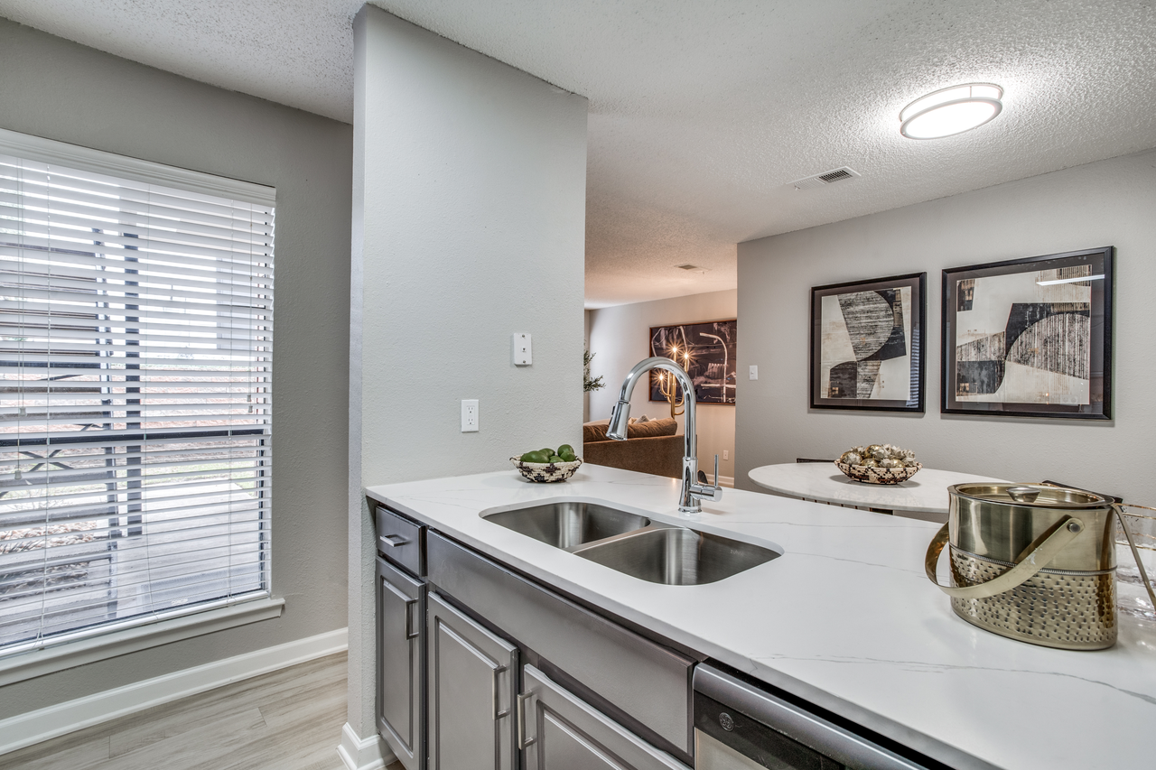 Evaline Apartments 5990 Arapaho Rd, Dallas, TX 75248 Zumper