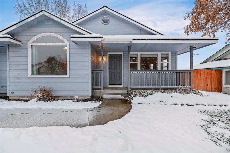 1871 E Griffon St - Photo 2 of 34