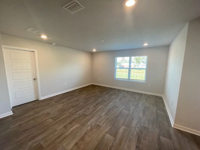 Forsythia Loop #1 - Photo 4 of 17