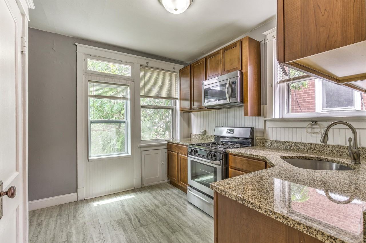 4316 Connecticut St #1F - Photo 2 of 15