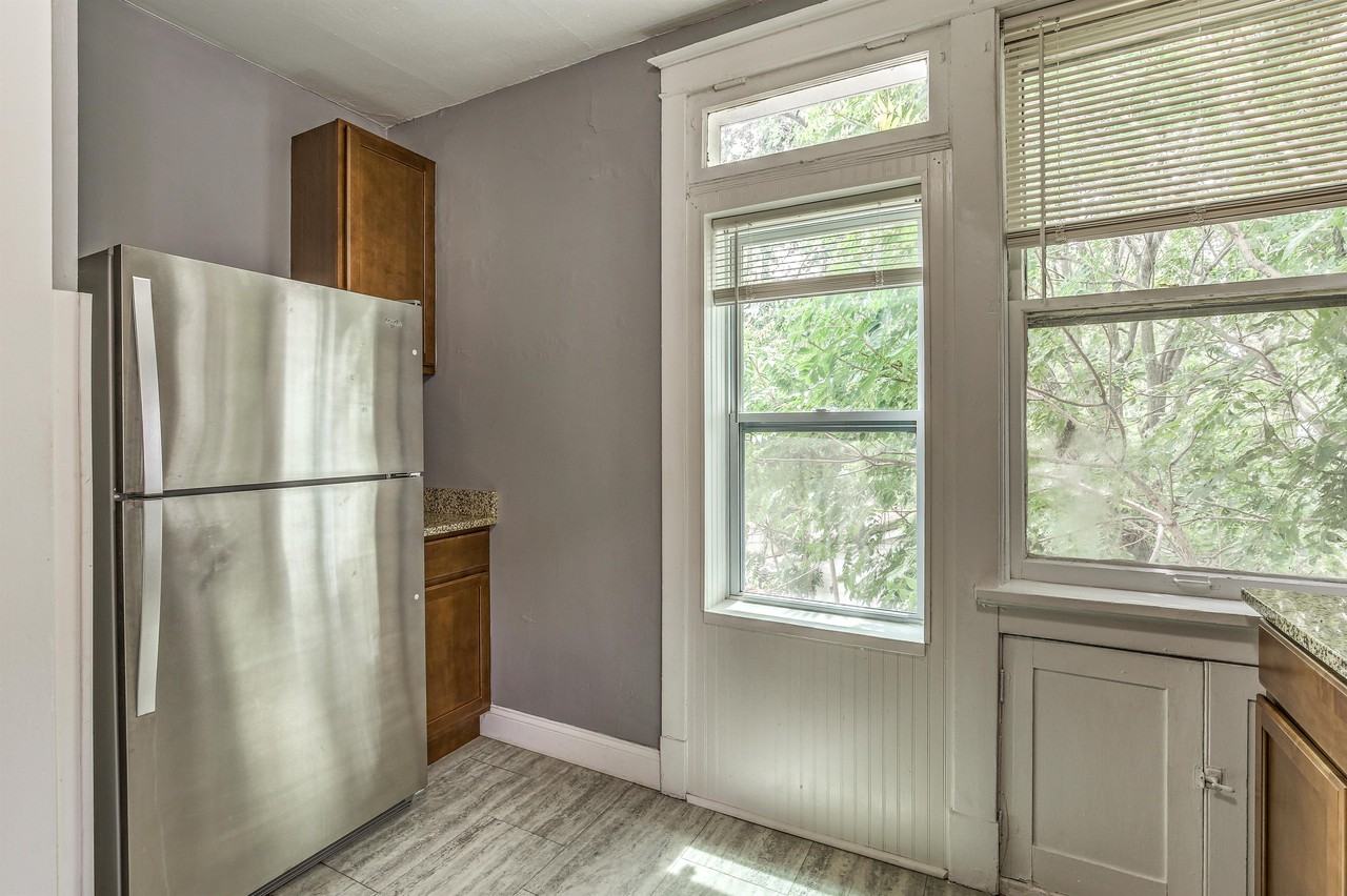 4316 Connecticut St #1F - Photo 3 of 15