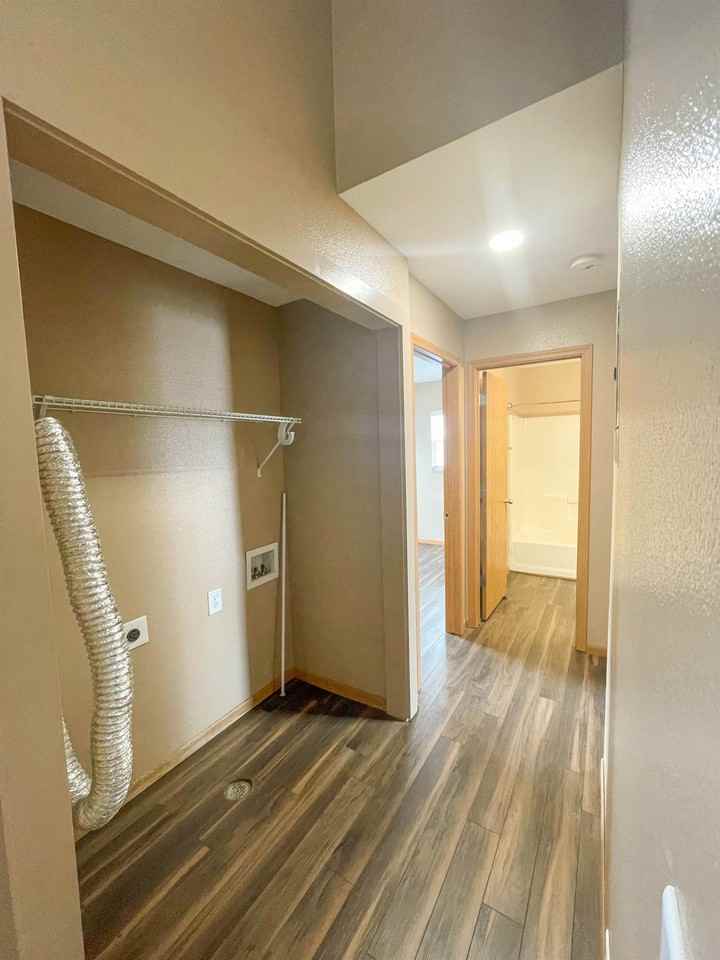 517 Mitchell St #1 - Photo 6 of 26