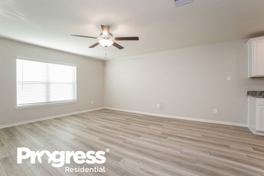 10511 Copper Ridge Dr - Photo 3 of 21