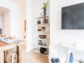 230 Sw Ash St - Photo 1 of 1