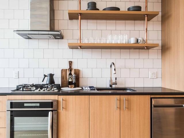 230 Sw Ash St - Photo 6 of 33