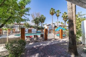 featured image of 1926 North Avenue De Palmas