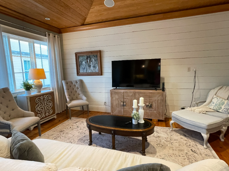 2 Downtown Founders Ln - Photo 2 of 9