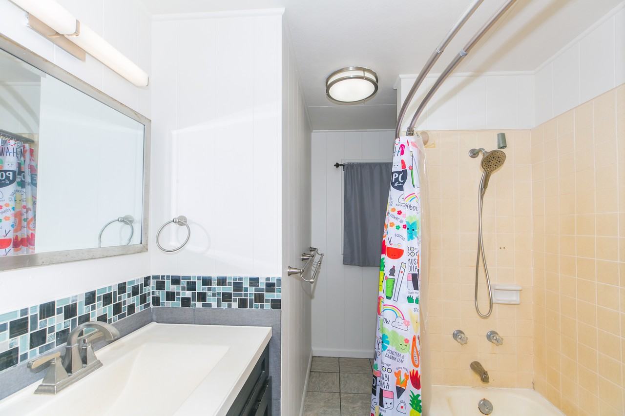730 6th Ave #1 - Photo 6 of 45