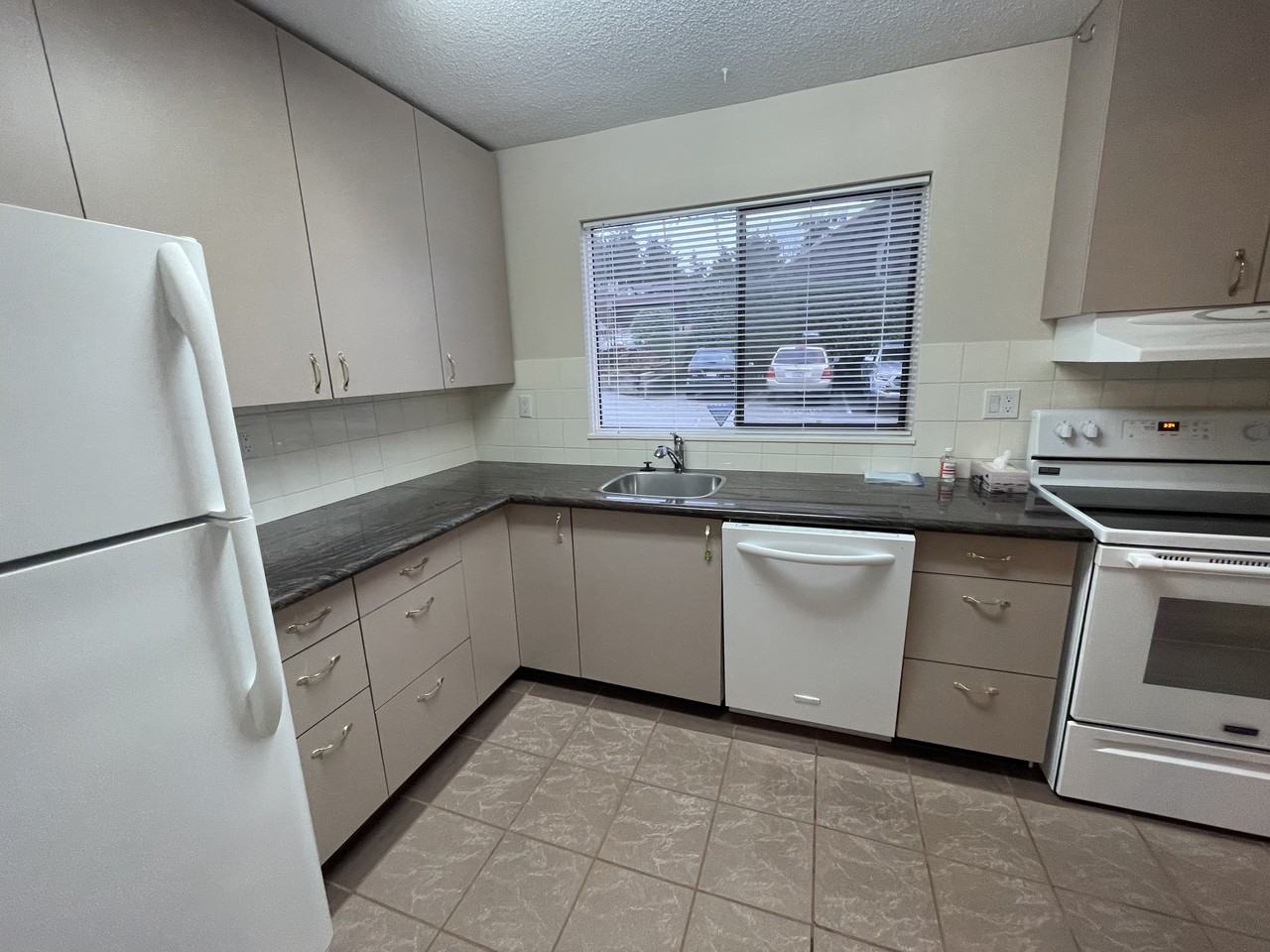 887 Old Lillooet Road - Photo 3 of 10