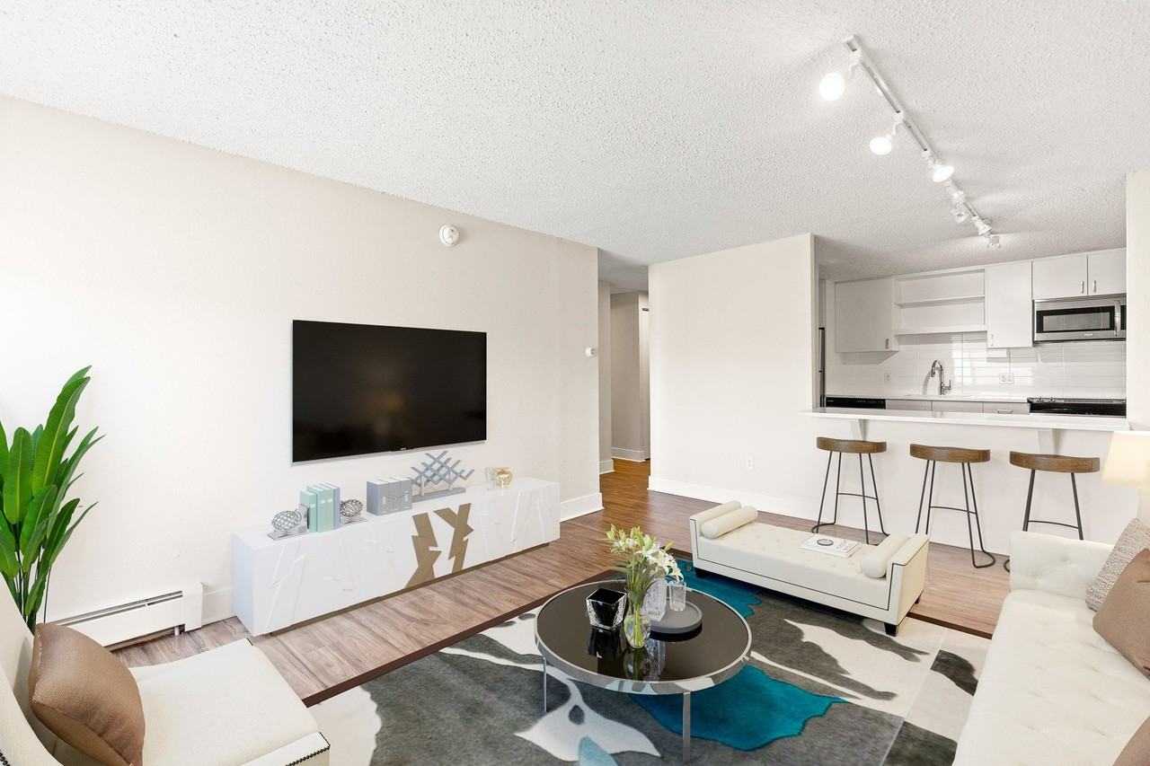 2121 Canyon - Photo 3 of 17