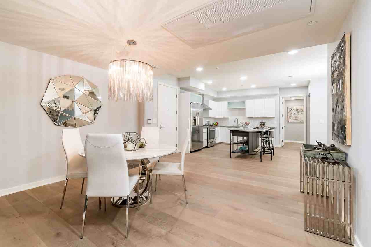 Windsor Square Villas Apartments 850 Crenshaw Blvd, Los Angeles, CA