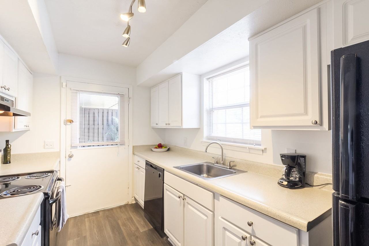 The Quarry - Photo 2 of 50