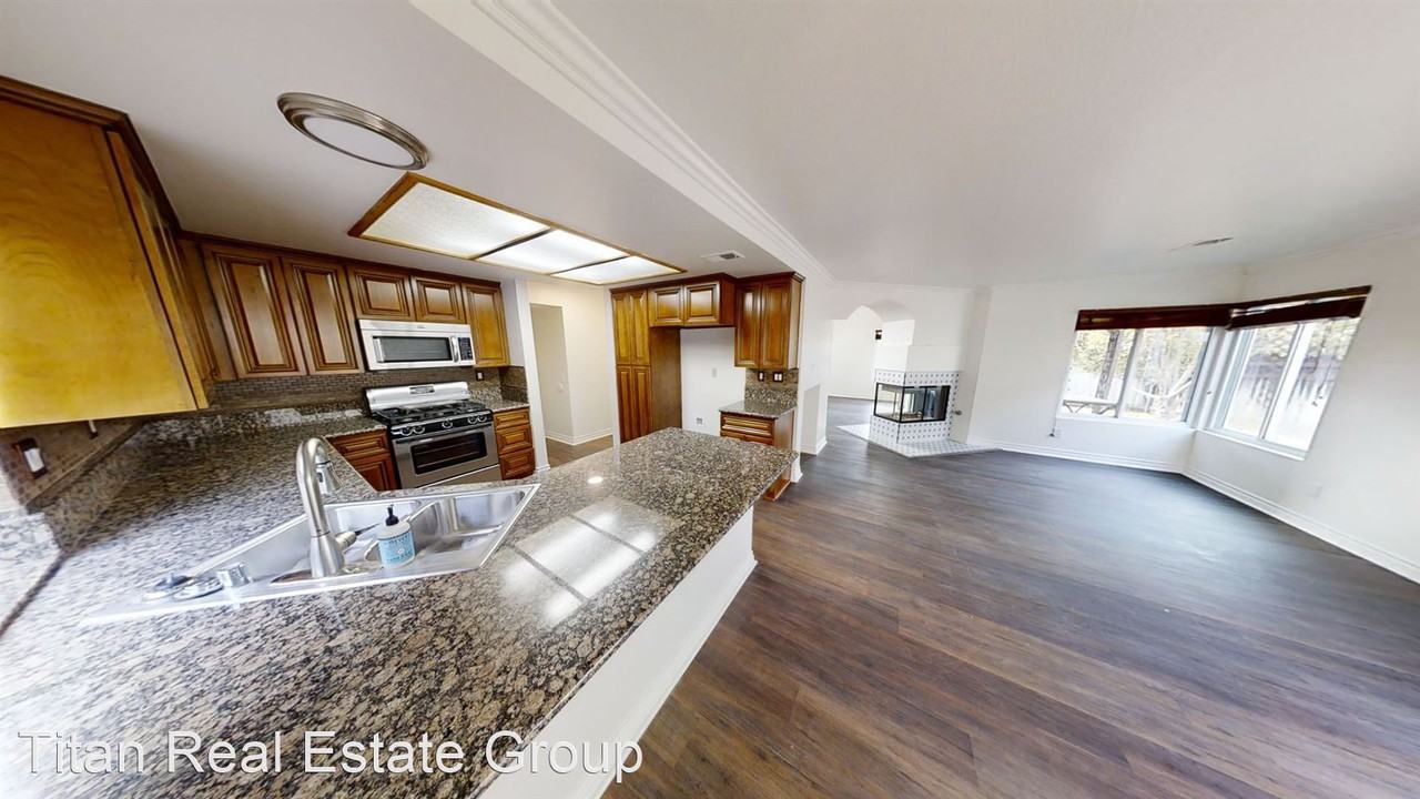 35058 Gemwood Ln - Photo 2 of 22