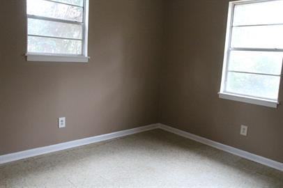 Woodhaven Lane 600 - Photo 3 of 10