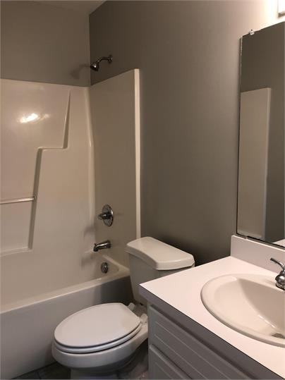 77 Old Barn Court - Photo 3 of 9