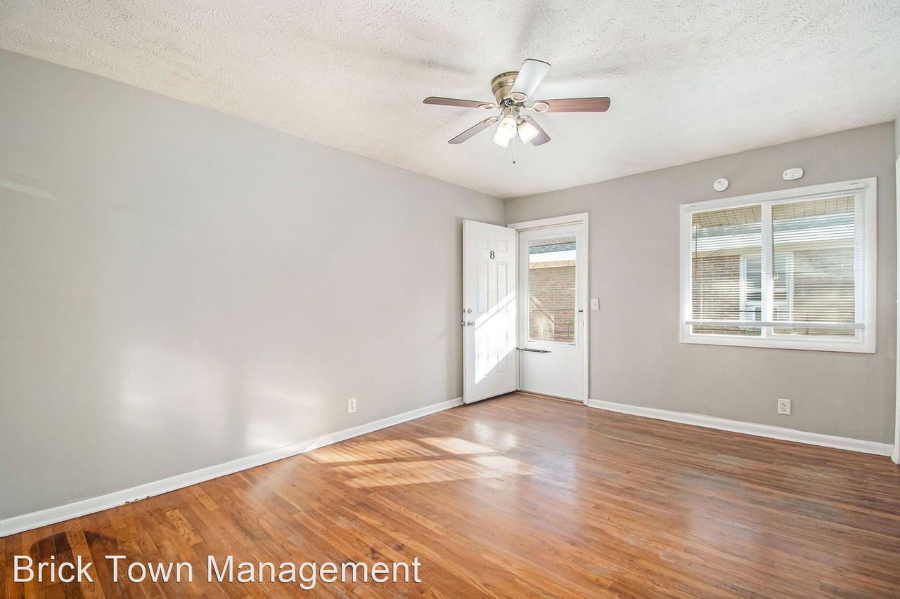 4916 California Street - Photo 3 of 13