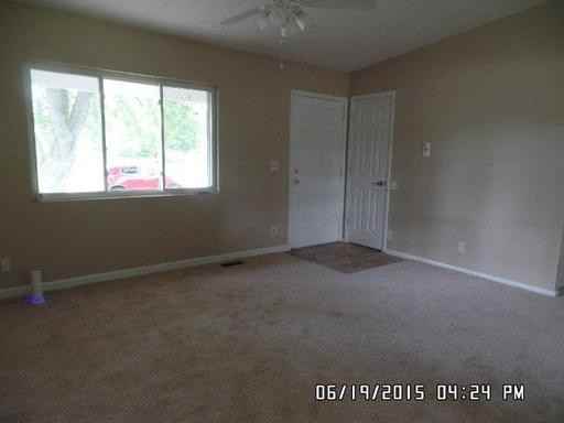 201 Stratmore St - Photo 3 of 19