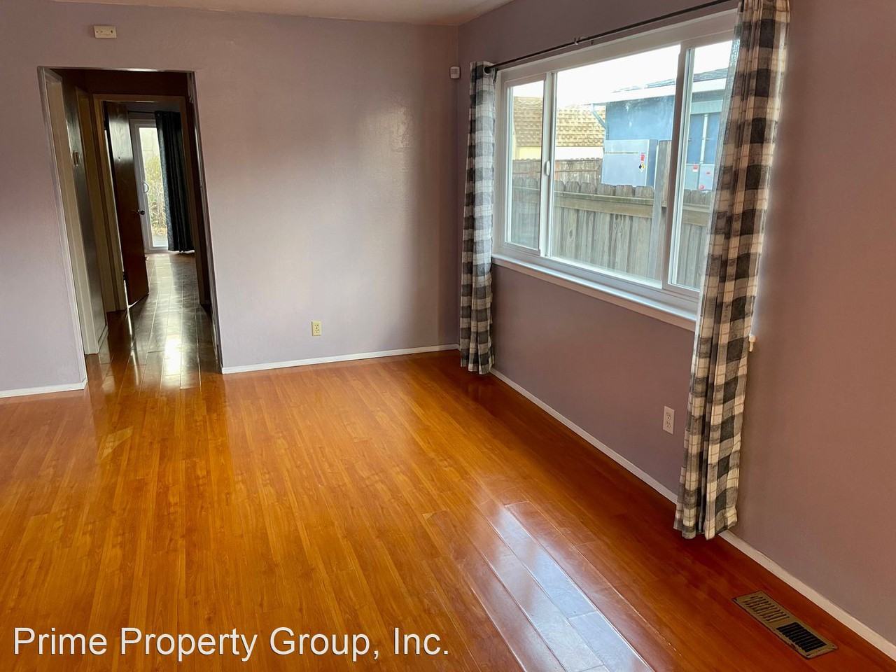 2121 Esmond Ave - Photo 2 of 15