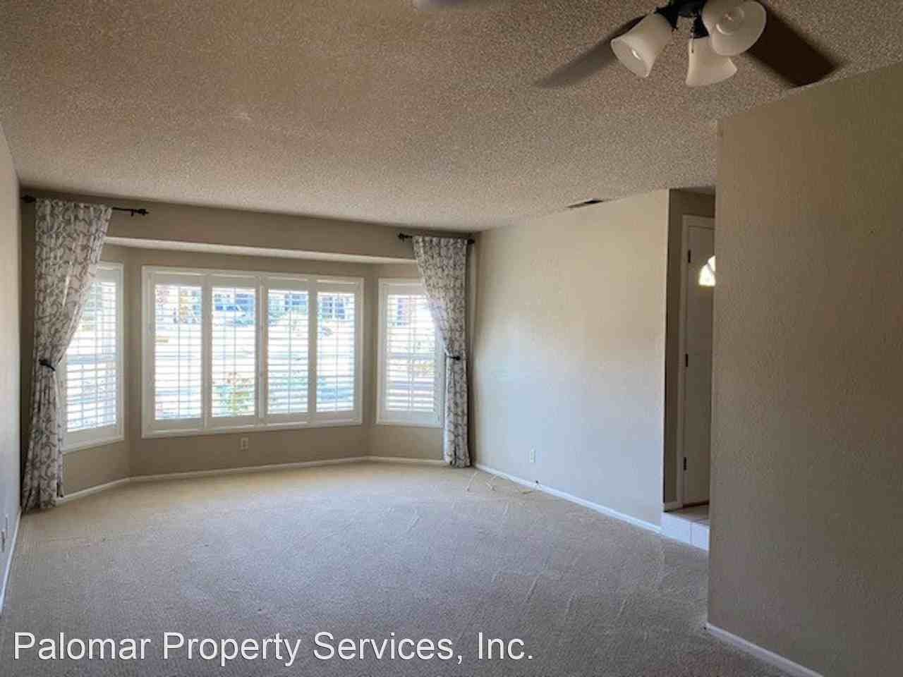 24015 Del Amo Rd - Photo 2 of 22