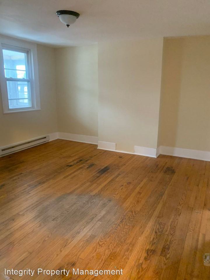 93 Delafield Street - Photo 2 of 10