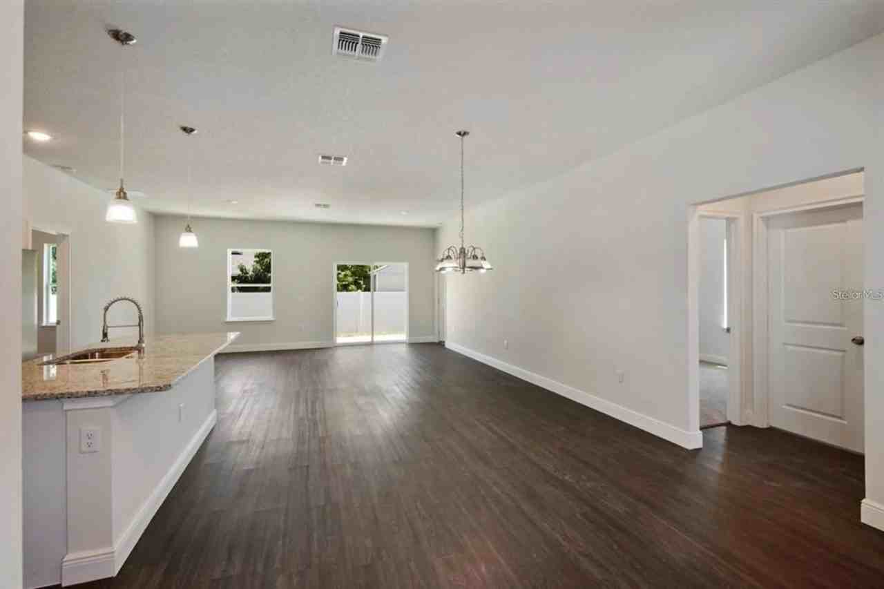 25 Zinnia Ln E - Photo 3 of 28