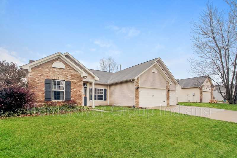 709 W Harriman Ave - Photo 3 of 26