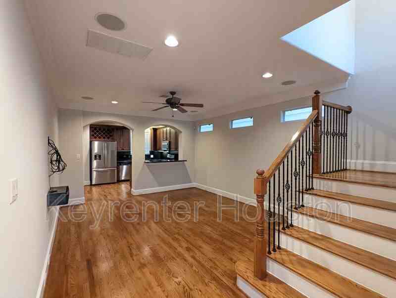 5130 Scotland St - Photo 6 of 24