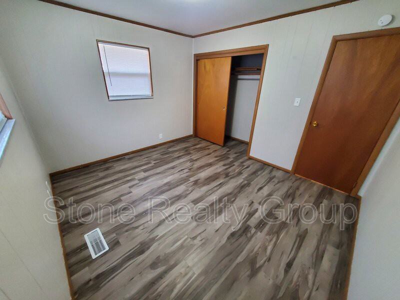 676 Delaware Ave #19 - Photo 6 of 12