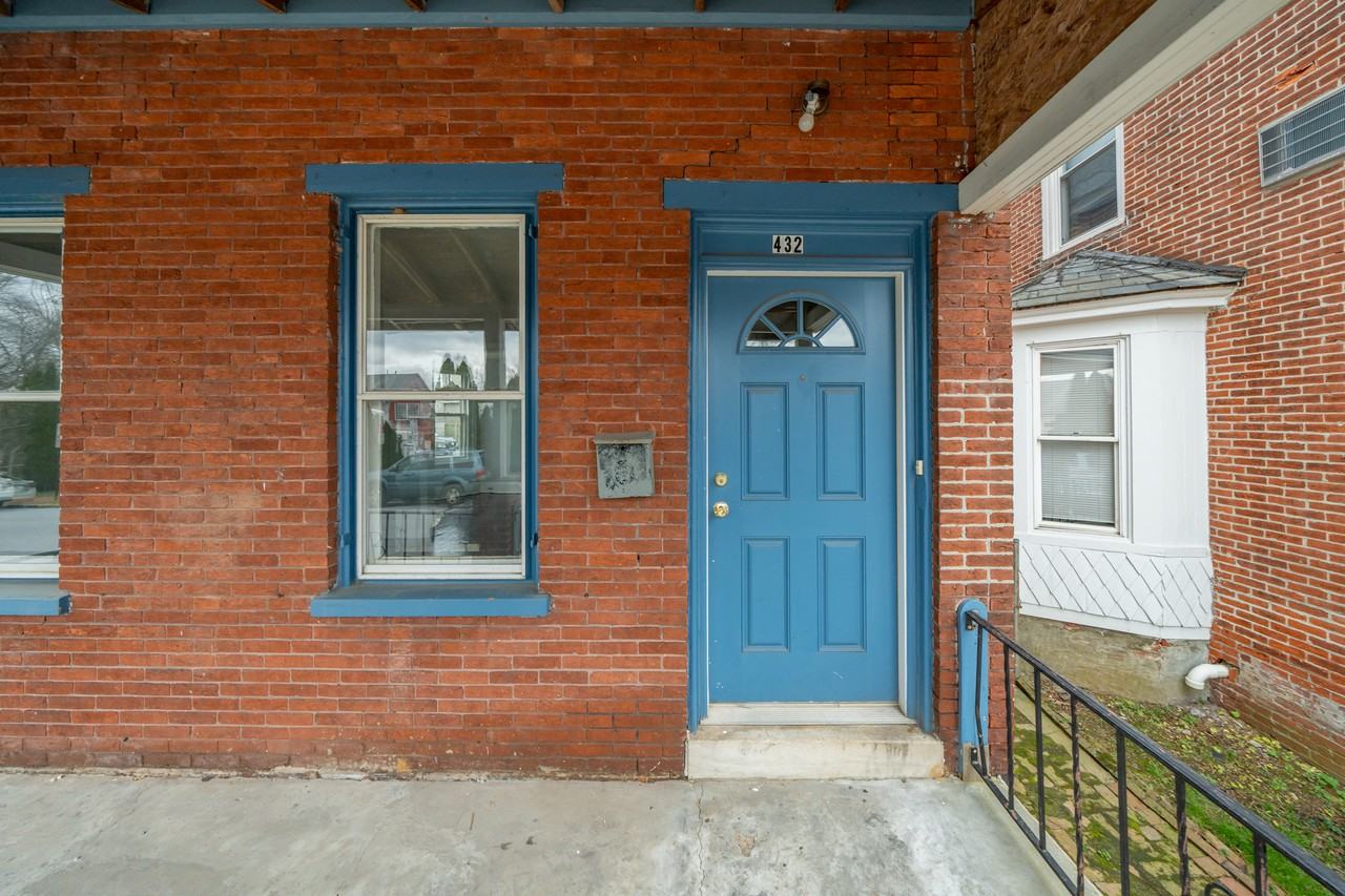 432 S Matlack St - Photo 5 of 36