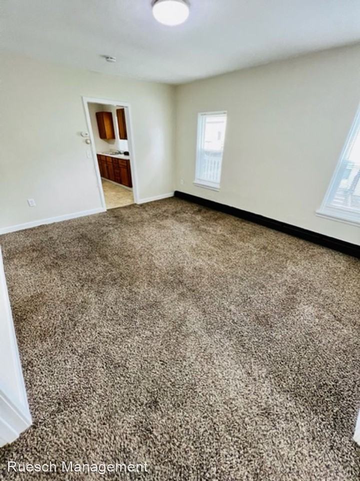 414-416 S Andrews St - Photo 3 of 12