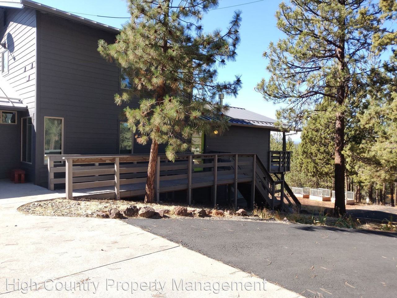 63292 Saddleback Dr - Photo 3 of 31