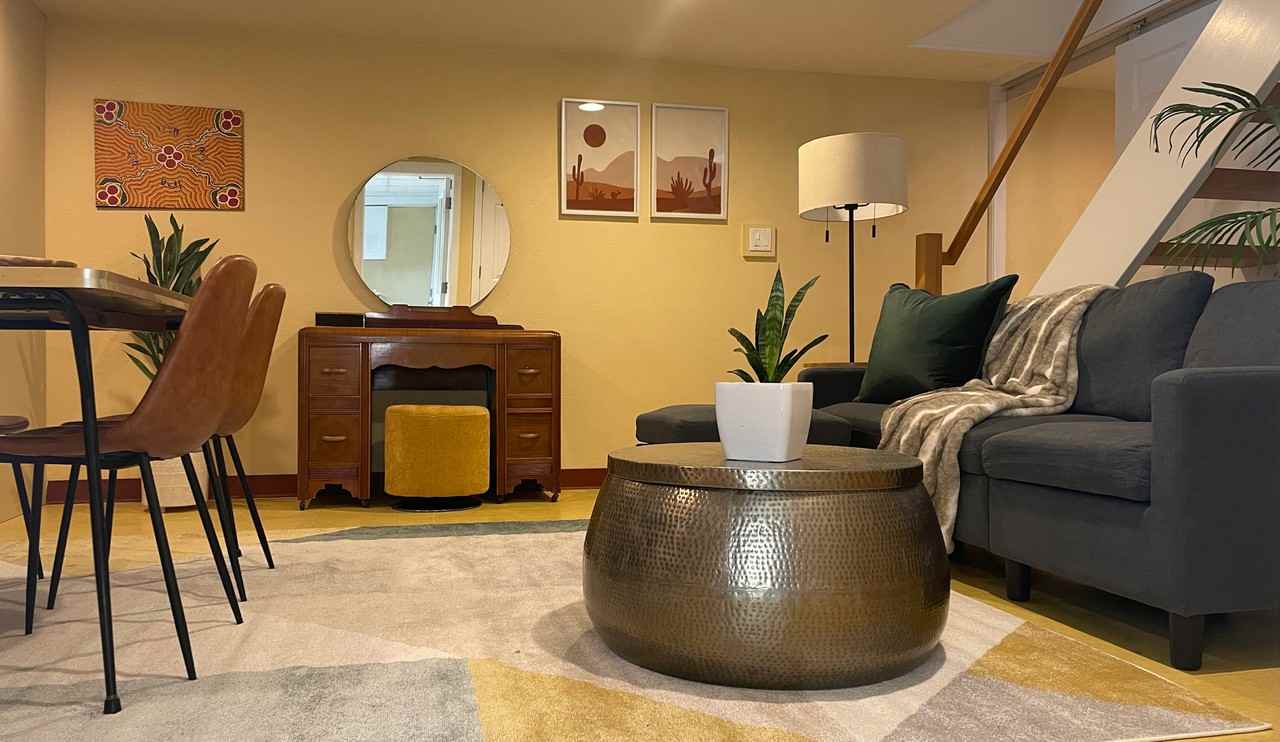 13912 N 87th St #1 - Photo 3 of 9