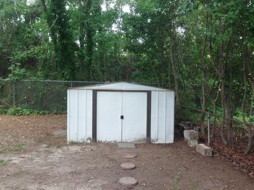 211 Ridgewell Cir - Photo 3 of 10