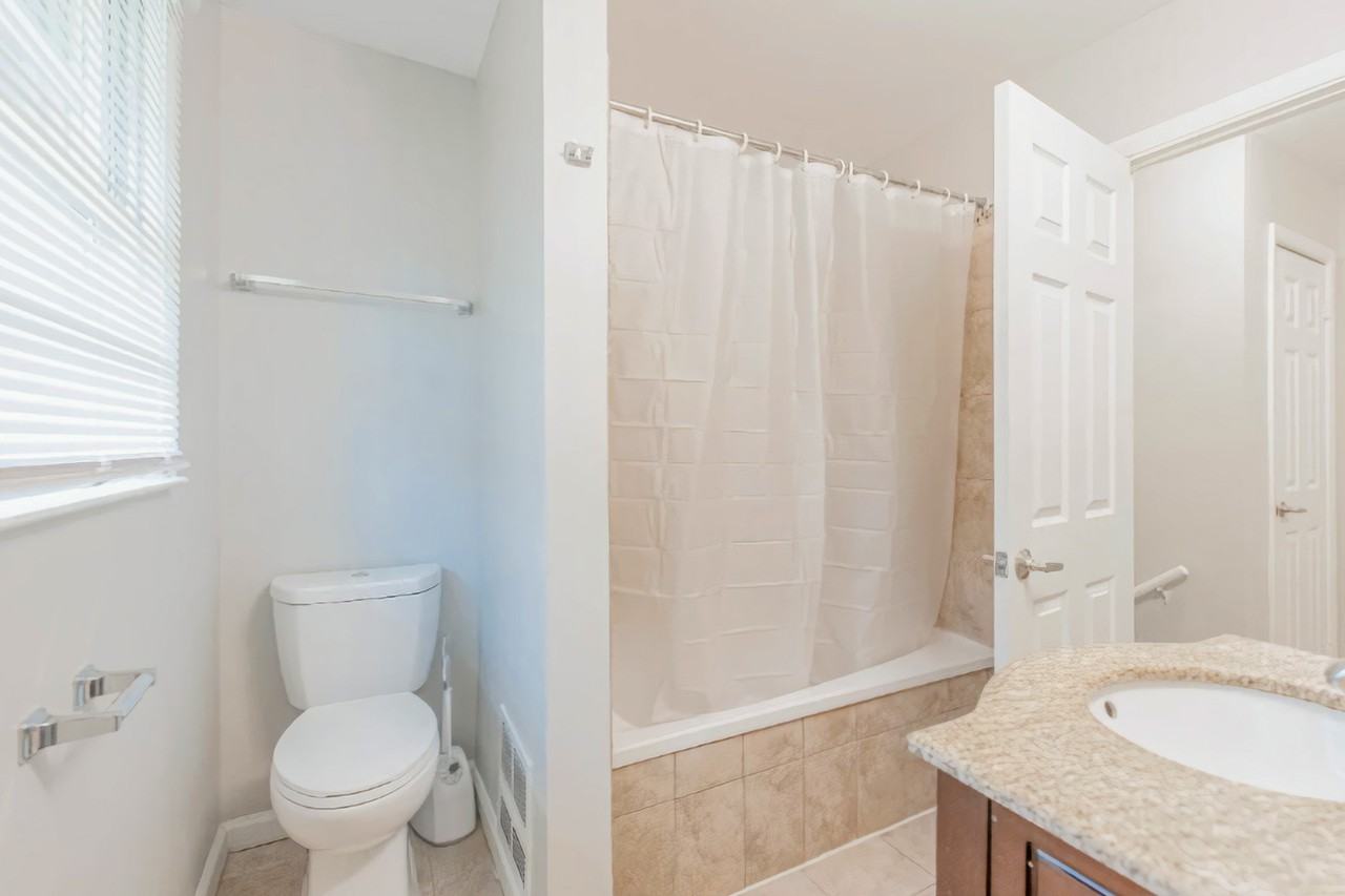 Weslock Cir - Photo 2 of 5