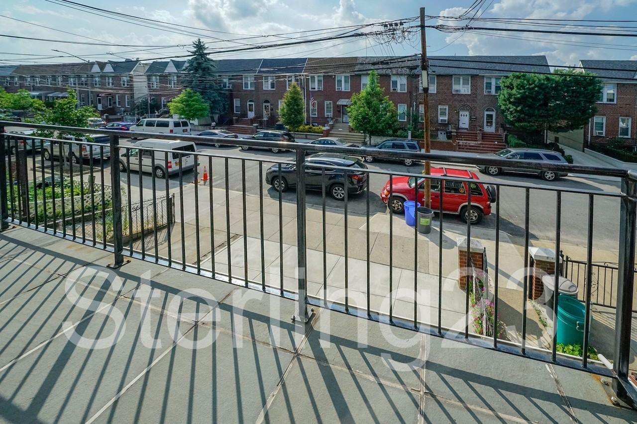 25-61 46th Street #2fl - Photo 2 of 12