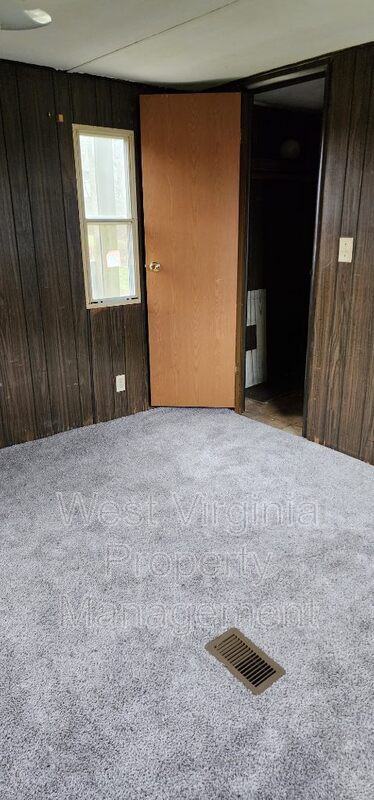 110 Cochron Ln - Photo 2 of 8