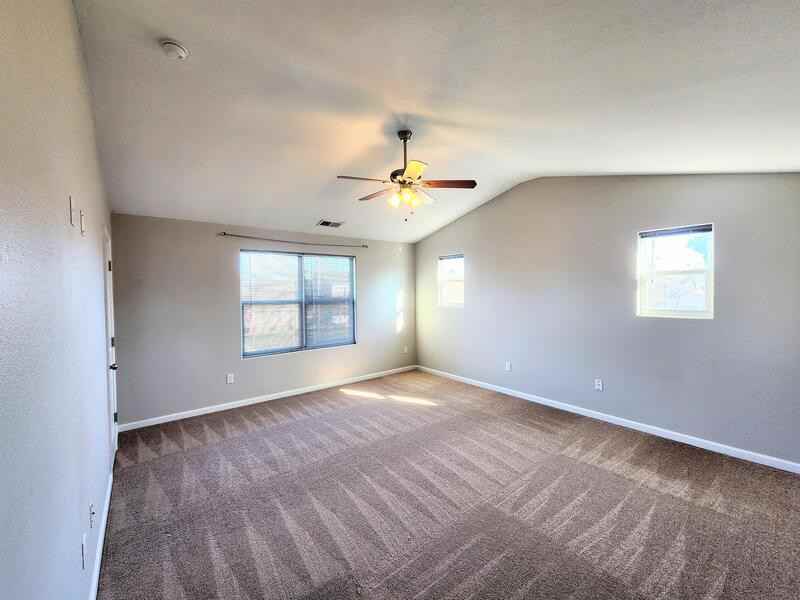 817 Johnstons Rd - Photo 2 of 29