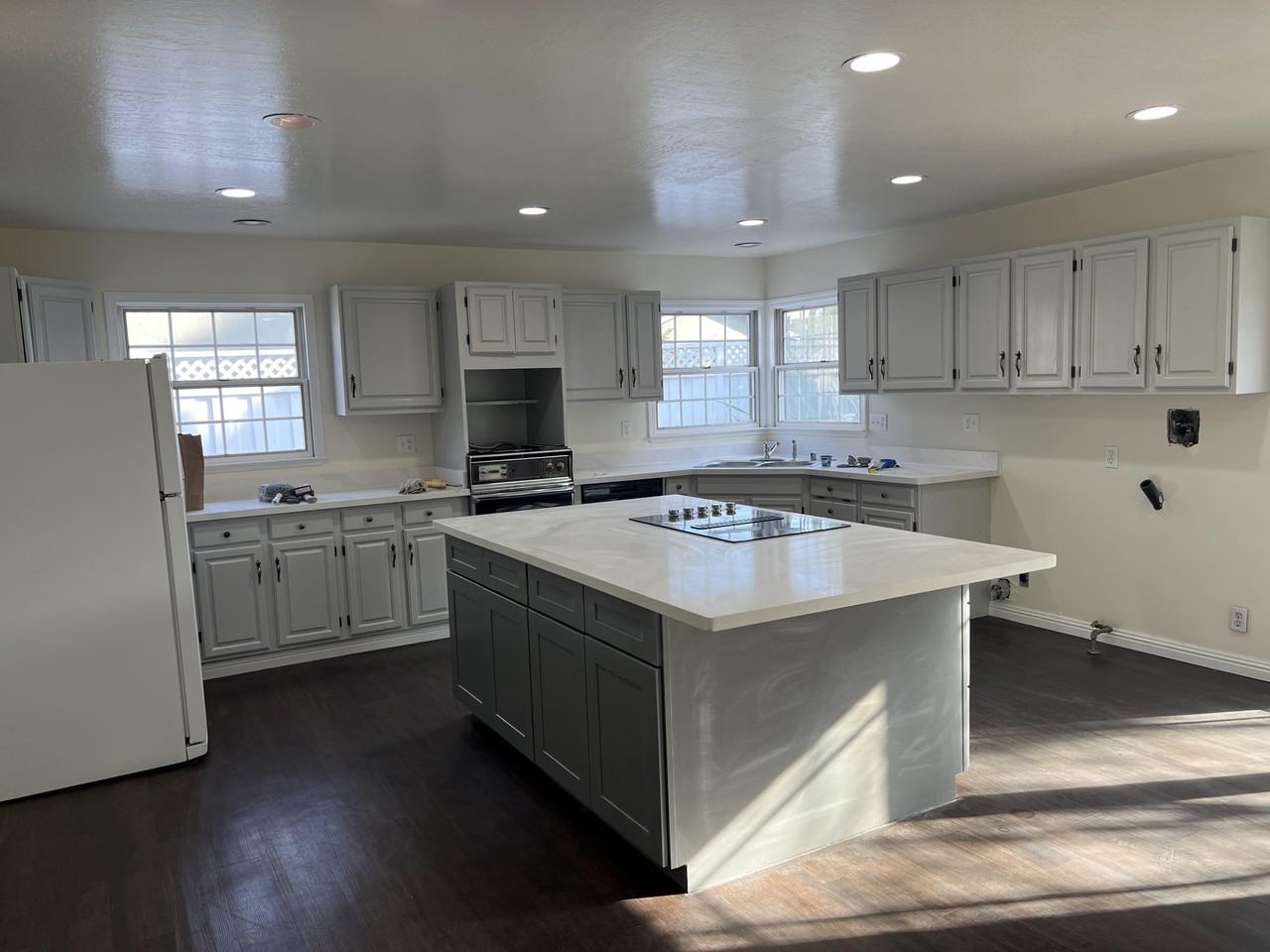 2036 Rexford Way - Photo 3 of 18