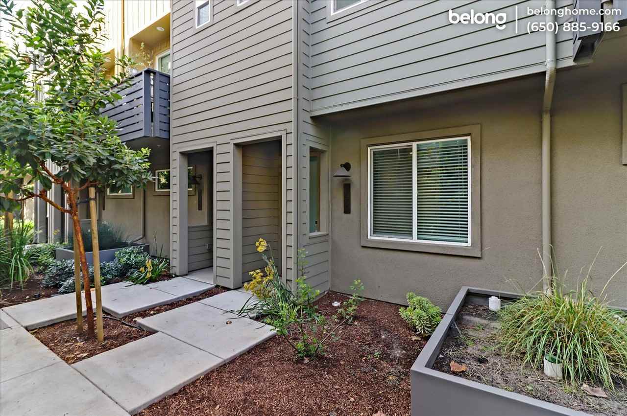 152 Uptown Cir - Photo 2 of 35