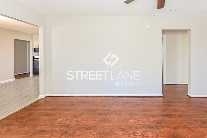 10907 Duane St - Photo 2 of 15
