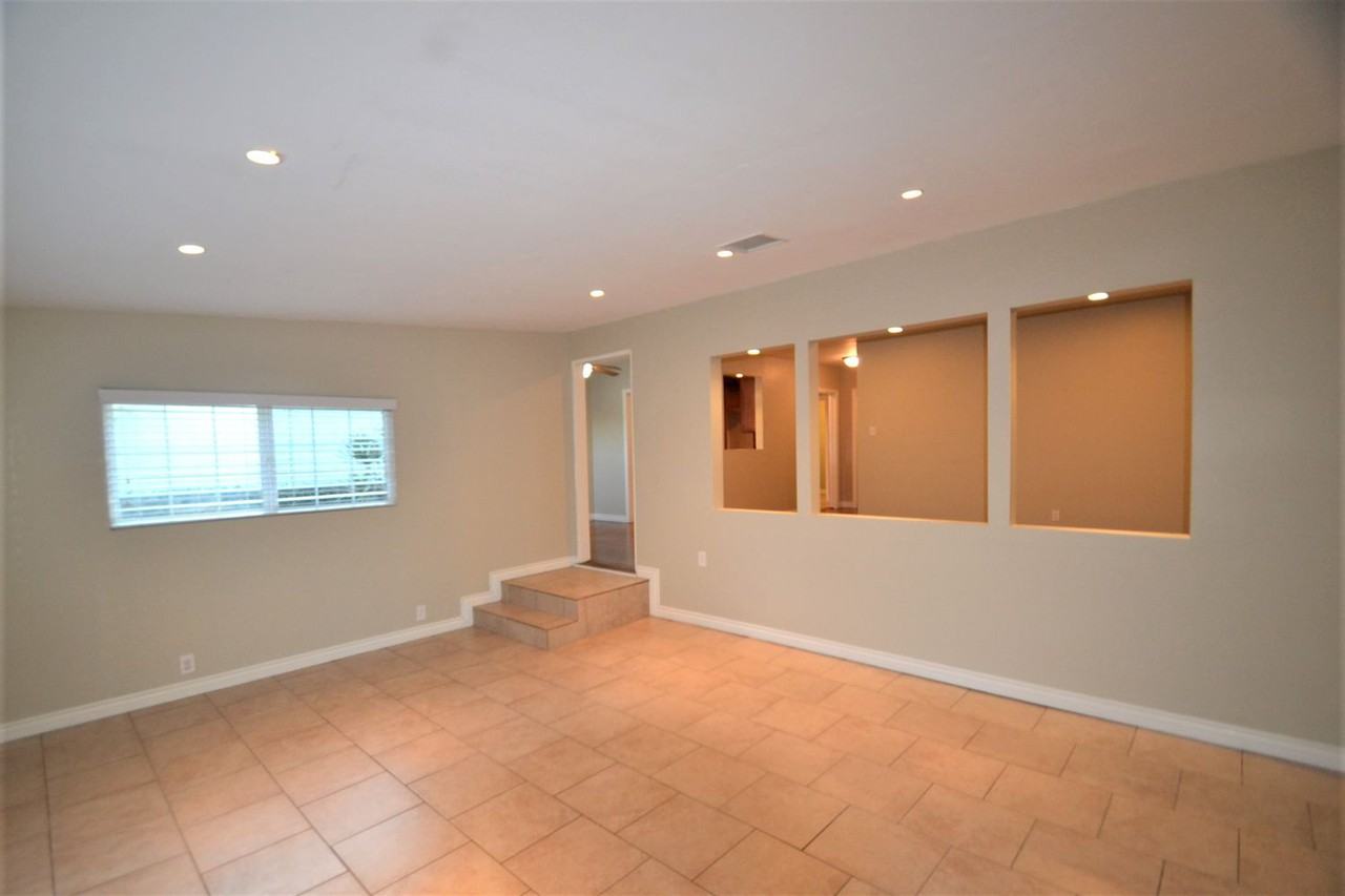 7516 Sorensen Ave - Photo 3 of 16