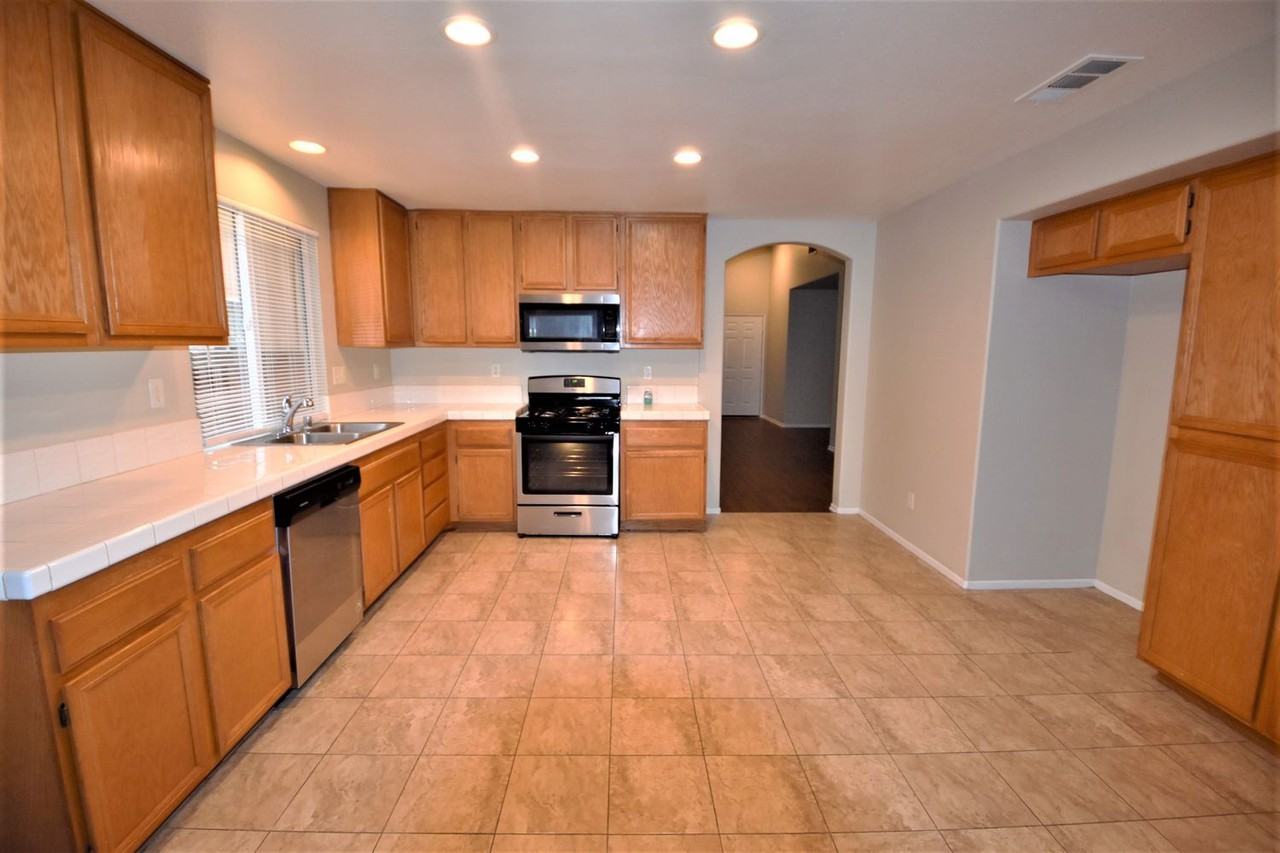 4448 Halfinger Way - Photo 3 of 11