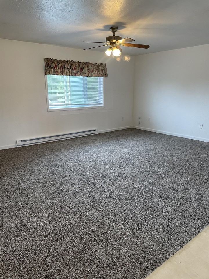 3050 Elroy Drive-3 #3 - Photo 3 of 10