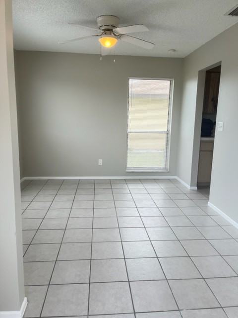 1512 Ne 16th Ter #1512 - Photo 3 of 11