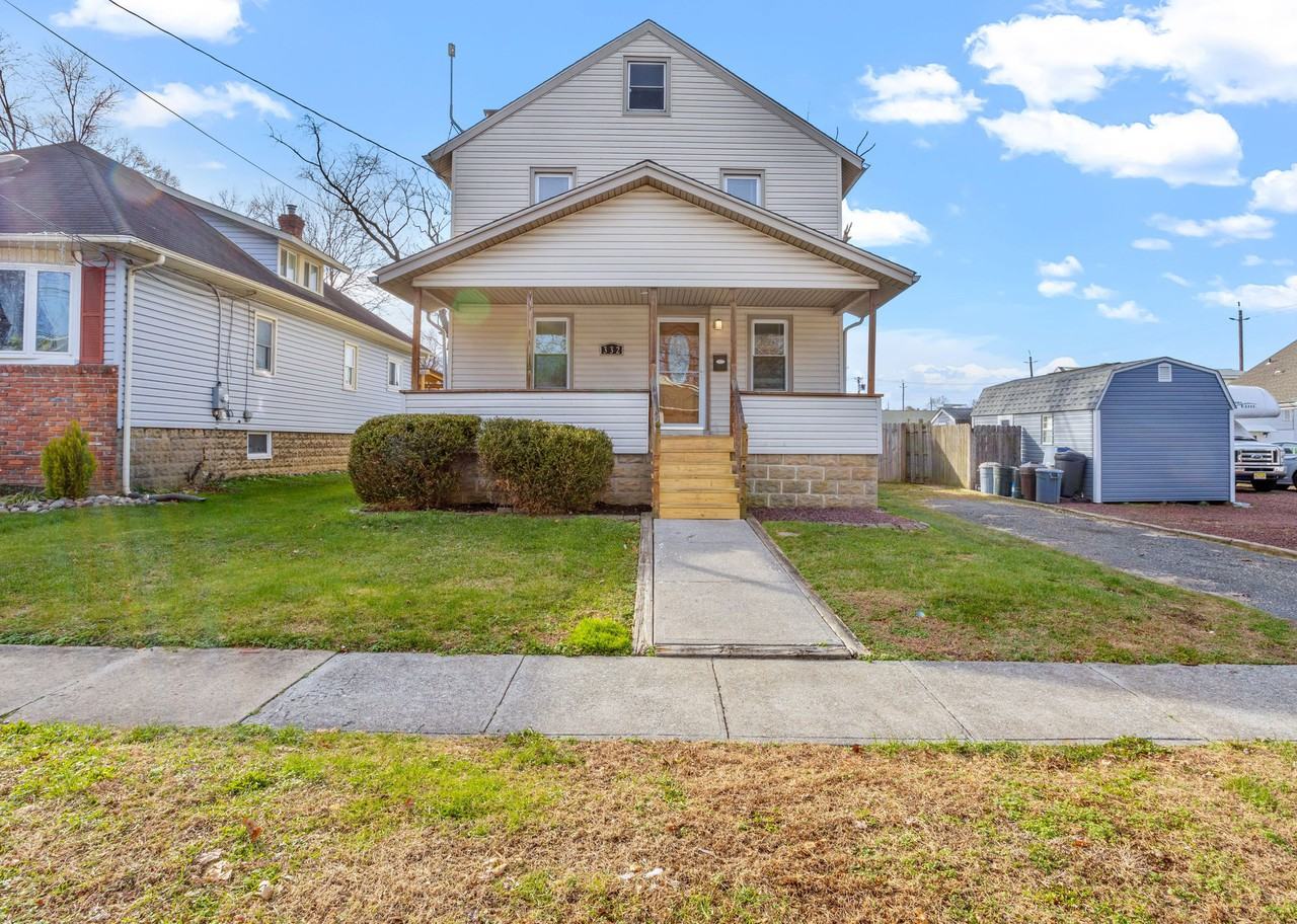 332 W Olive St #1 - Photo 2 of 26